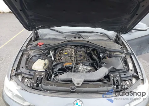 2013 BMW 335 Xi z USA, uszkodzony, nr VIN WBA3B9C59DF585194